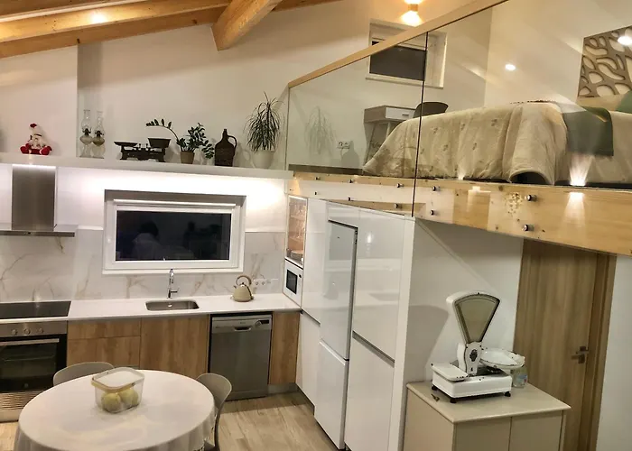 Zeca Holidays -atalaia Fall Mezanine Ideal Trabalhar Tatil Evi *